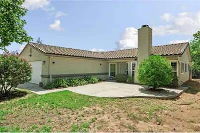 1063 Elm Avenue, Beaumont, CA 92223 - Photo 1