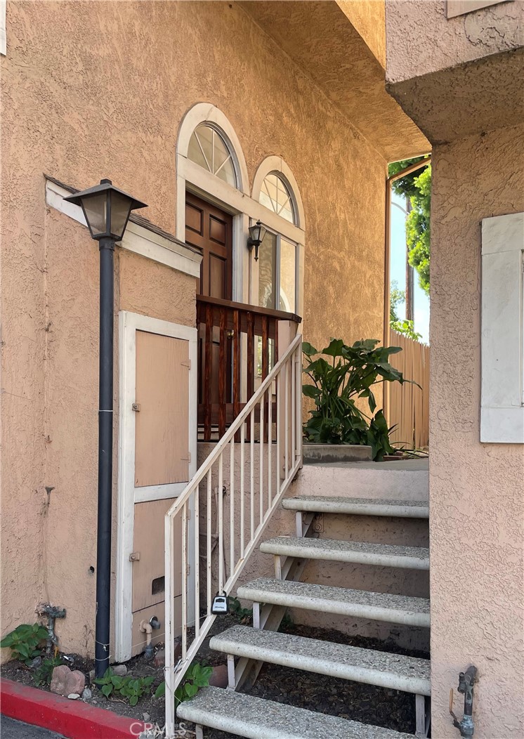 2915 E 60th Pl A, Huntington Park, CA 90255 MLS IN22208609