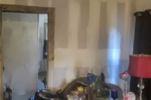 1209 W 90th St, Los Angeles, CA 90044 - Photo 9