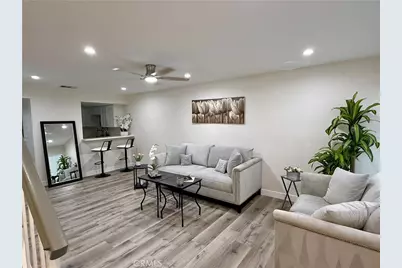 810 W Compton Blvd #7, Compton, CA 90220 - Photo 1