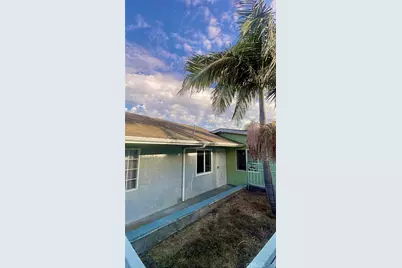 1336 109 Place #1/4, Los Angeles, CA 90044 - Photo 1
