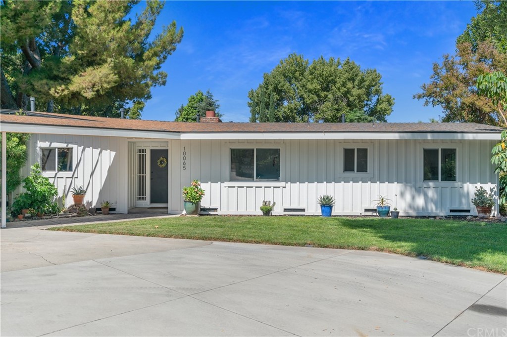 10065 Victoria Ave., Riverside, CA 92503 MLS IV22058806 Coldwell Banker