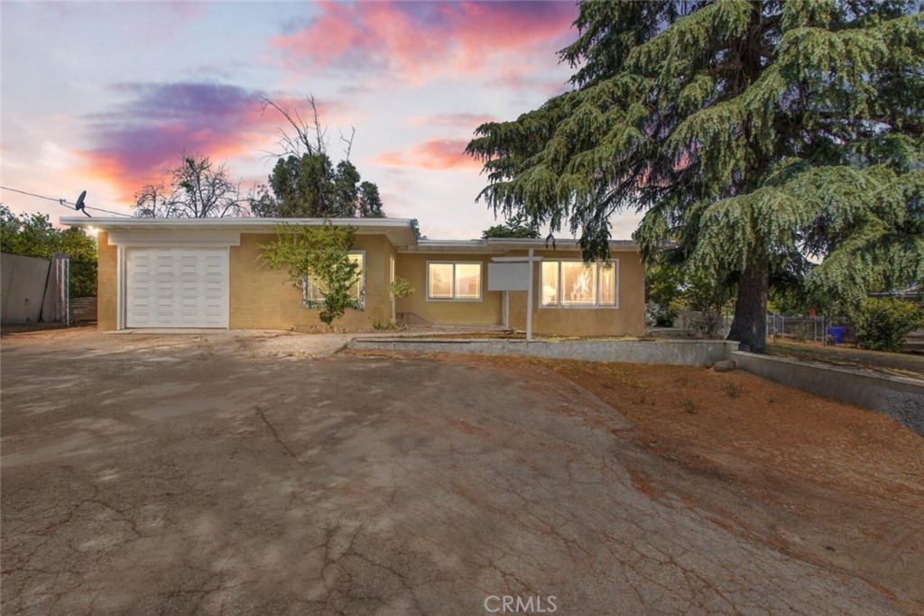 12184 Gladys Ln, Yucaipa, CA 92399 MLS IV22183503 Coldwell Banker