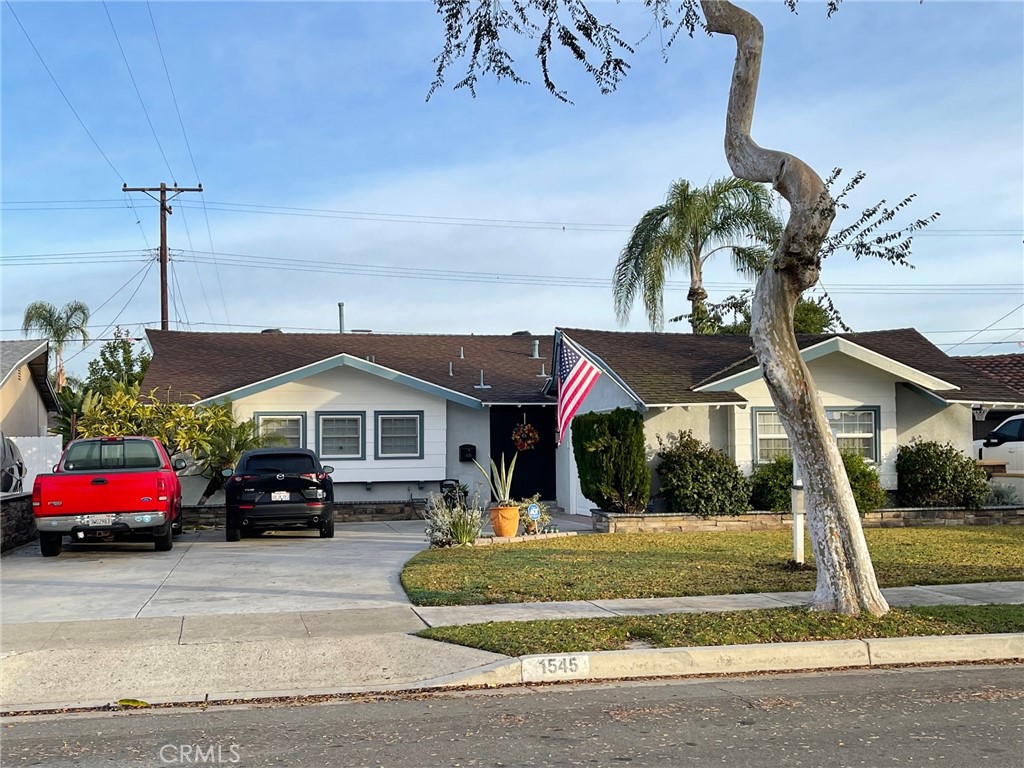 1545 W Lullaby Ln, Anaheim, CA 92802 MLS IV22257138 Coldwell Banker