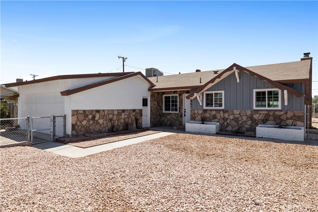 961 Keith St, Barstow, CA 92311 MLS IV23102916 Coldwell Banker