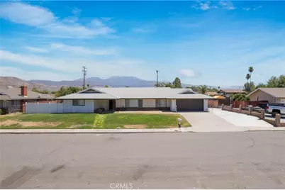 517 S Soboba Avenue, San Jacinto, CA 92583 - Photo 1