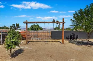 43786 Nathan Dr, Hemet, CA 92544 - Photo 11