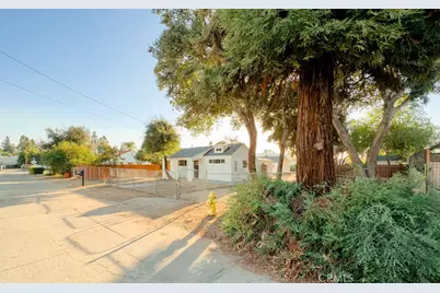 956 Avenue B, Calimesa, CA 92320 - Photo 1