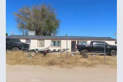 1635 W Avenue N12, Palmdale, CA 93551 - Photo 1