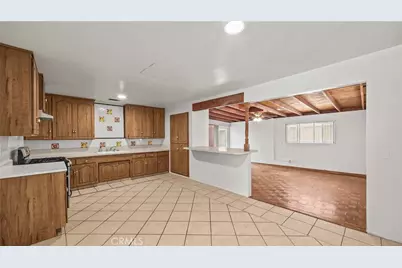 1190 S Willow Avenue, Rialto, CA 92376 - Photo 1