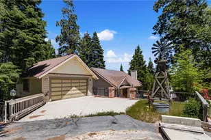 179 Chippewa Ln, Lake Arrowhead, CA 92352 - Photo 1