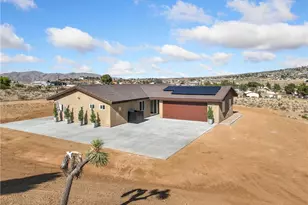 9641 Buena Vista St, Apple Valley, CA 92308 - Photo 1