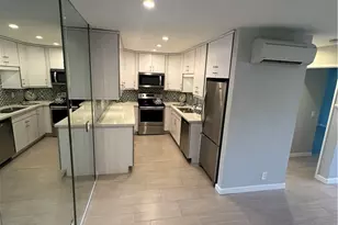 6330 Genesee Ave, San Diego, CA 92122 - Photo 1