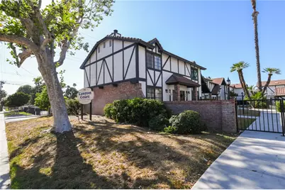 1013 W Linden Street #9, Riverside, CA 92507 - Photo 1