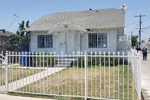 815 W 74th St, Los Angeles, CA 90044 - Photo 1