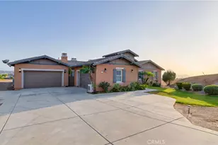 650 Crystal Mountain Cir, Riverside, CA 92506 - Photo 1