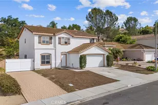 1323 Cottonwood Dr, Oceanside, CA 92056 - Photo 1