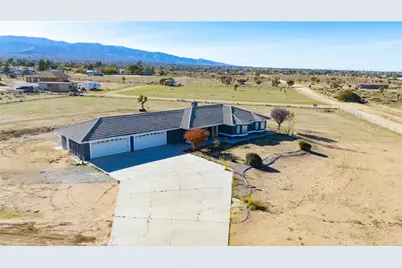 6895 Coyote Rd, Phelan, CA 92371 - Photo 1