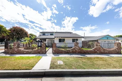 10 W Trafford, Long Beach, CA 90805 - Photo 1