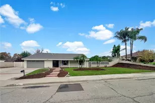 5540 Royal Hill, Riverside, CA 92506 - Photo 1