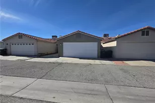 387 Palm Ave, San Jacinto, CA 92582 - Photo 1