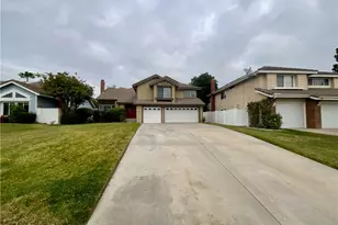 30574 Greenway Cir, Temecula, CA 92592 - Photo 1