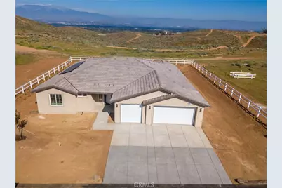 13744 Seven Hills Dr, Riverside, CA 92503 - Photo 1