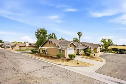1473 Ethan Allen, San Jacinto, CA 92583 - Photo 1