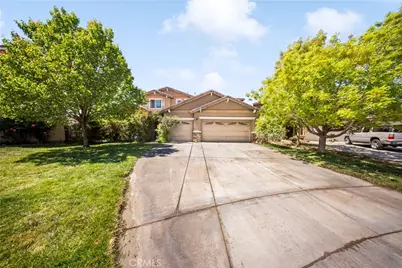 13703 Hidden Mesa Court, Victorville, CA 92394 - Photo 1