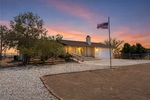 16131 Dale Evans Pkwy, Apple Valley, CA 92307 - Photo 1