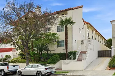 871 S Lucerne #2, Los Angeles, CA 90005 - Photo 1