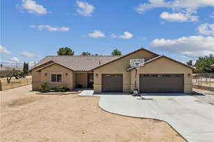 18103 Manzanita, Hesperia, CA 92345 - Photo 1