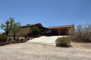 59663 Sunway Dr, Yucca Valley, CA 92284 - Photo 1