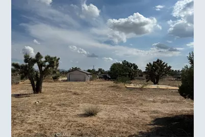 57215 Buena Vista Drive, Yucca Valley, CA 92284 - Photo 1
