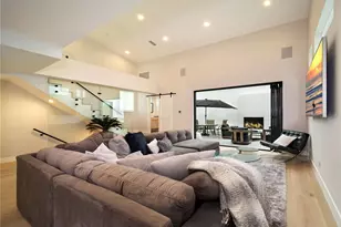 603 1/2 Iris Ave, Corona del Mar, CA 92625 - Photo 1