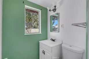 2540 W Picadilly Way, Anaheim, CA 92801 - Photo 15