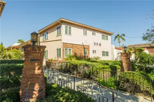 919 E La Palma Dr, Inglewood, CA 90301 - Photo 1