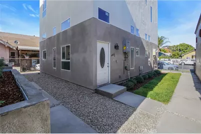 4921 1/2 Normandie, Los Angeles, CA 90037 - Photo 1