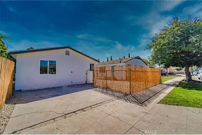 11420 Clovis Avenue, Los Angeles, CA 90059 - Photo 1