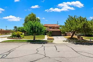 25825 Holly Vista Blvd, San Bernardino, CA 92404 - Photo 1