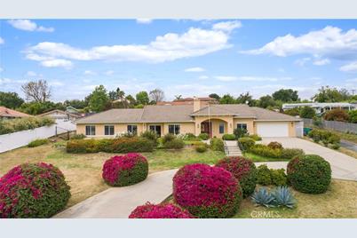 339 Via Soplador, Fallbrook, CA 92028 - Photo 1