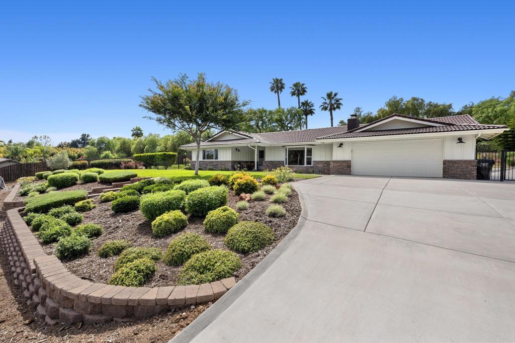 1555 Pepper Tree Pl, Fallbrook, CA 92028 MLS NDP2304553 Coldwell Banker