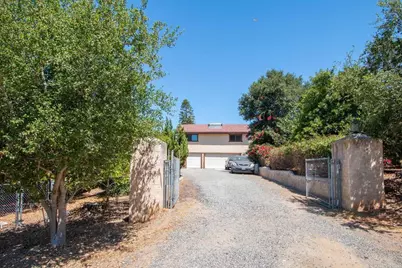 2530 3/4 Foothill Drive, Vista, CA 92084 - Photo 1