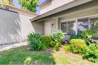 10889 Lamentin Court, San Diego, CA 92124 - Photo 17