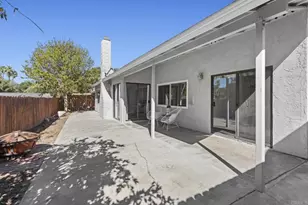 839 Willow Tree Ln, Fallbrook, CA 92028 - Photo 19