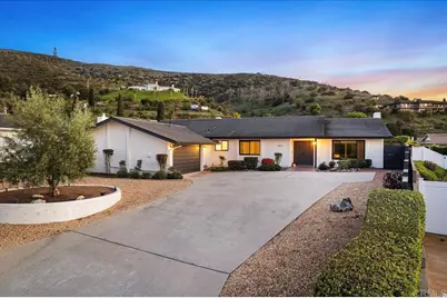 1473 San Pablo Dr, San Marcos, CA 92078 - Photo 1