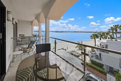 4007 Everts Street #4H, Pacific Beach (San Diego), CA 92109 - Photo 1