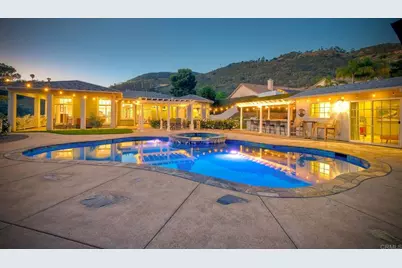 2507 Walinca Way, Vista, CA 92084 - Photo 1