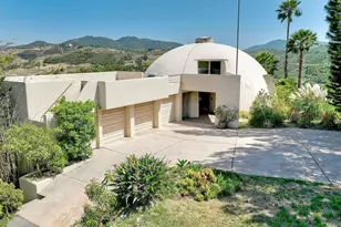 29853 Disney Ln, Vista, CA 92084 - Photo 1