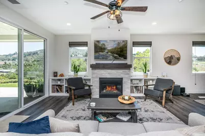 1309 Sunny Heights Road, Fallbrook, CA 92028 - Photo 1